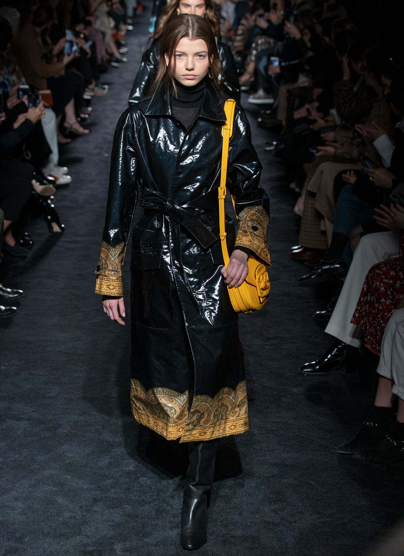 21秋冬ウィメンズ ファッションショー Etro