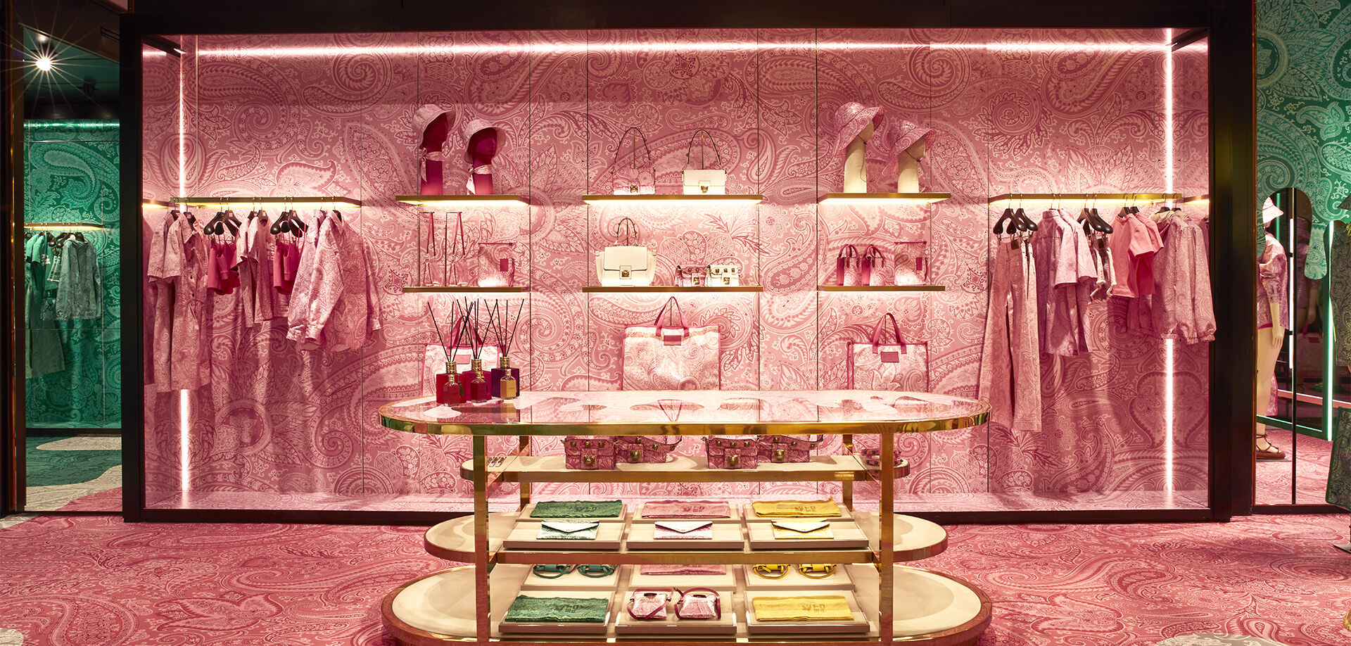 ETRO Official Website: Men's & Women's Clothing and Accessories